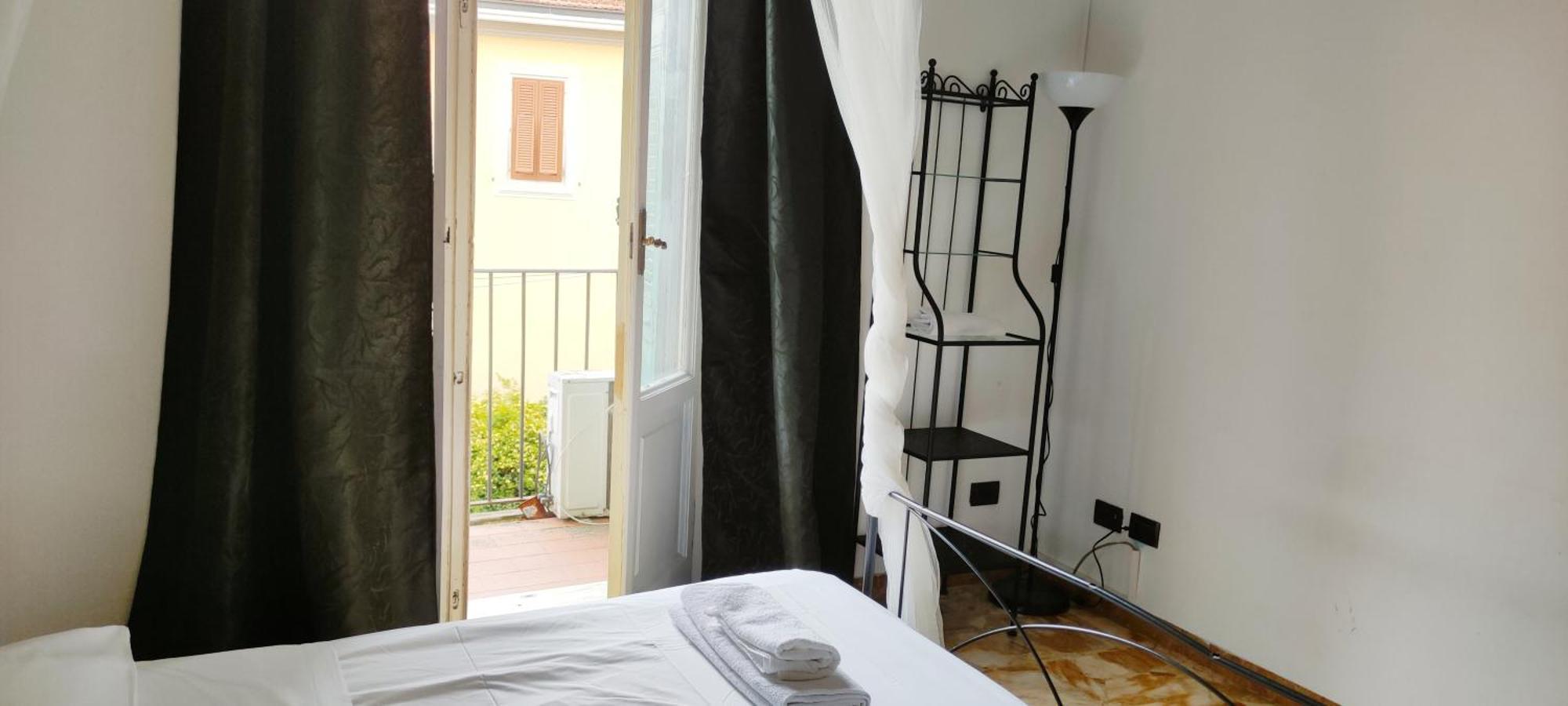 Urban Central Florence Room photo